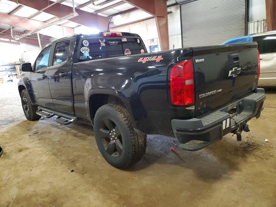 2017 CHEVROLET COLORADO LT 2
