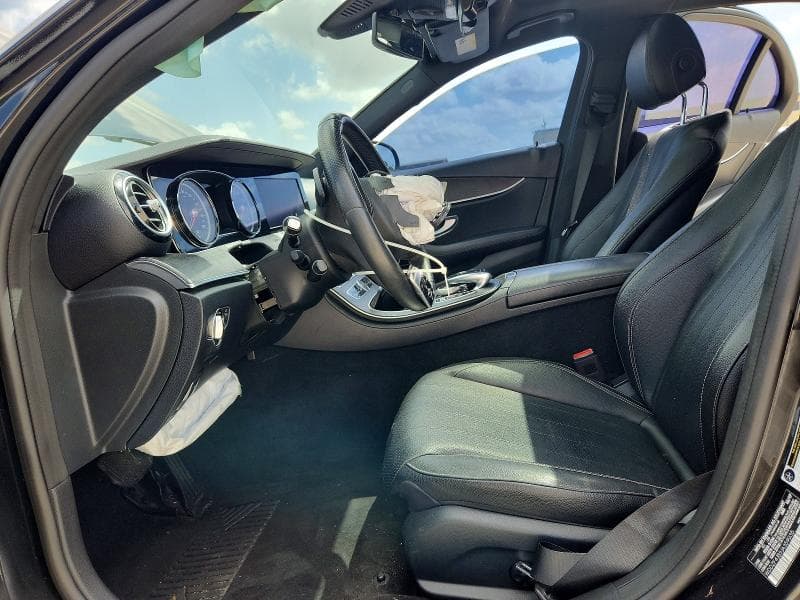 2018 MERCEDES-BENZ E 300 300 7