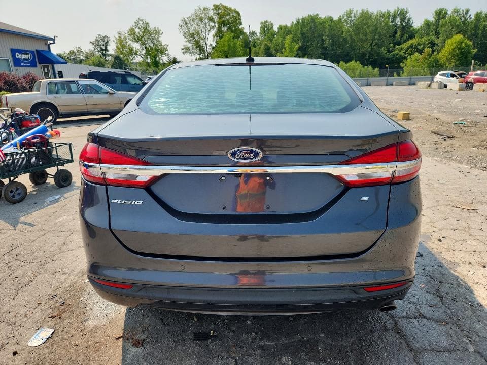 2017 FORD FUSION SE 6