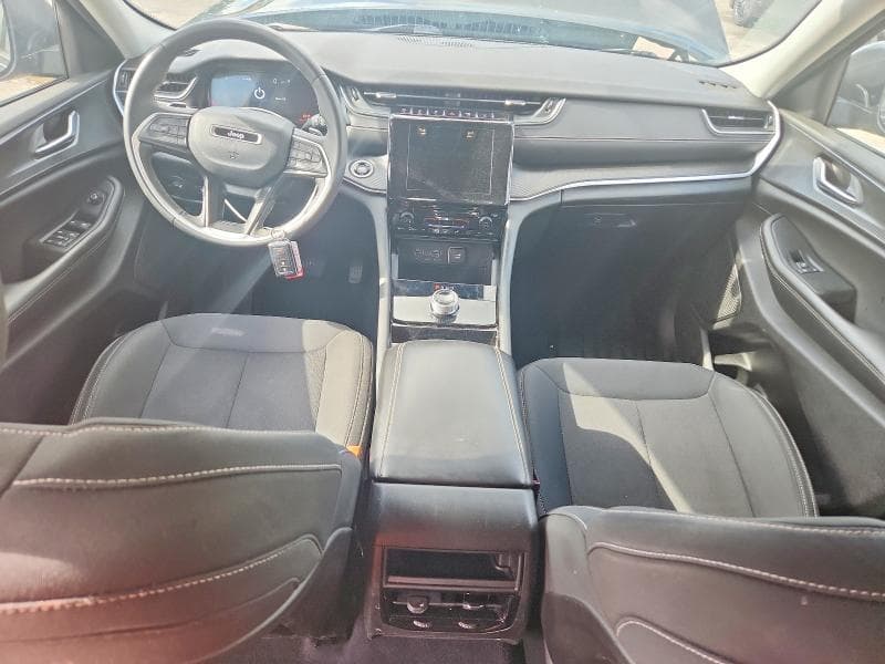 2023 JEEP GRAND CHEROKEE LAREDO 8
