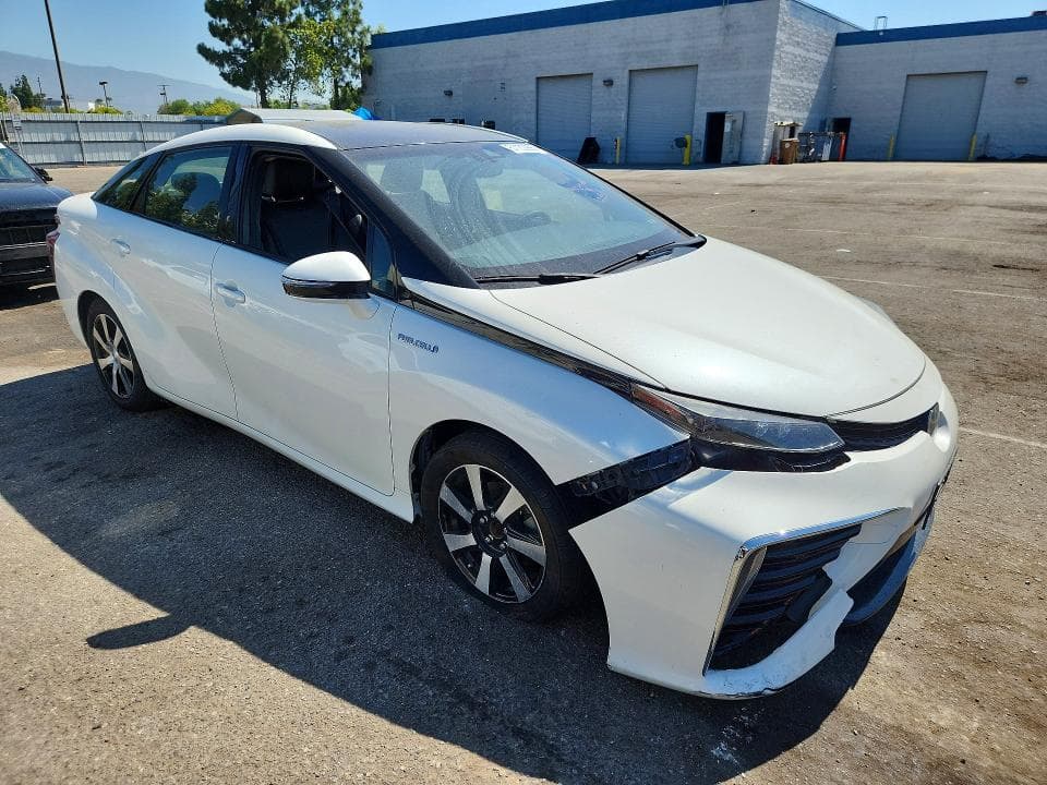 2017 TOYOTA MIRAI BASE 4