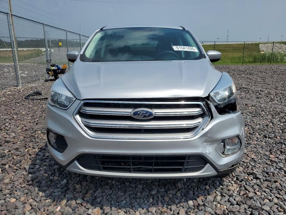 2017 FORD ESCAPE SE 5