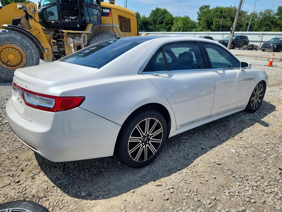 2017 LINCOLN CONTINENTAL RESERVE 3