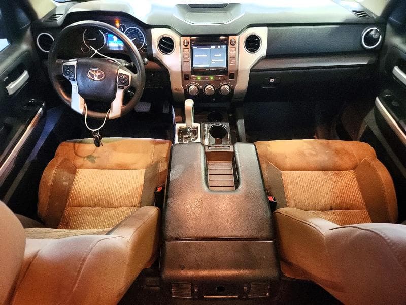 2017 TOYOTA TUNDRA CREWMAX SR5 8