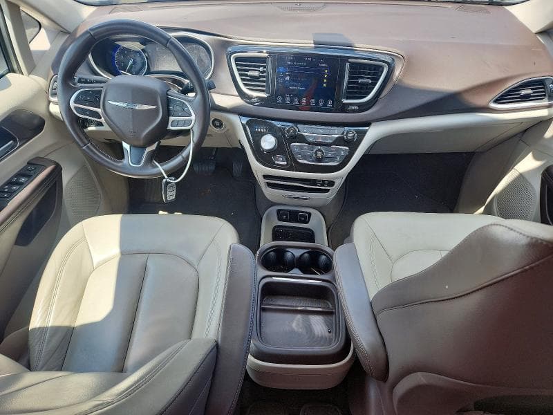 2017 CHRYSLER PACIFICA 8