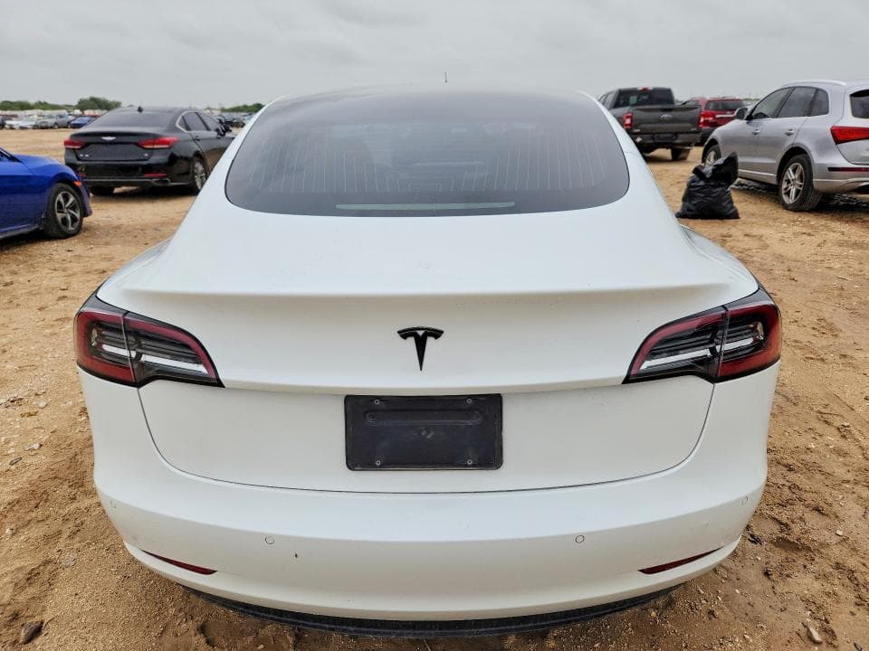 2020 TESLA MODEL 3 6