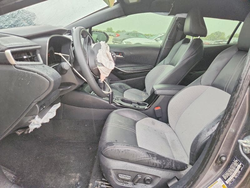 2025 TOYOTA COROLLA XSE 7