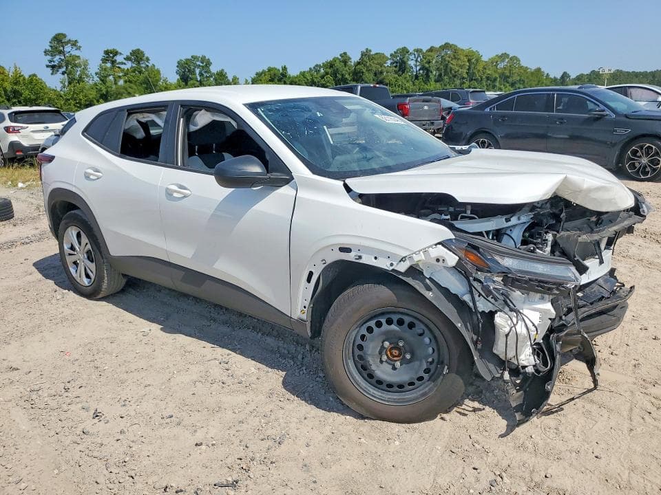 2026 CHEVROLET TRAX LS 4