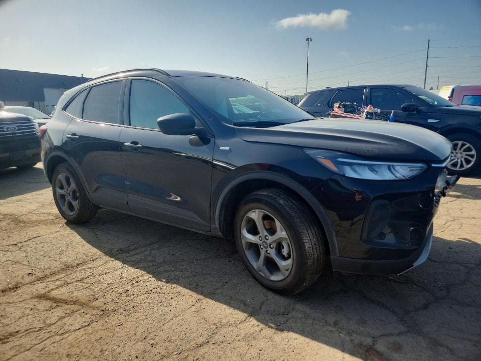 2025 FORD ESCAPE ST LINE 4