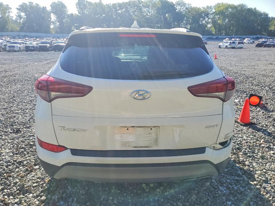 2018 HYUNDAI TUCSON SPORT 6