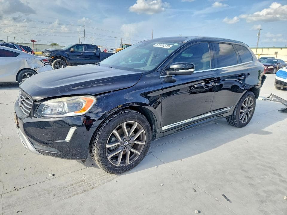 2017 VOLVO XC60 T6 DYNAMIC - 1