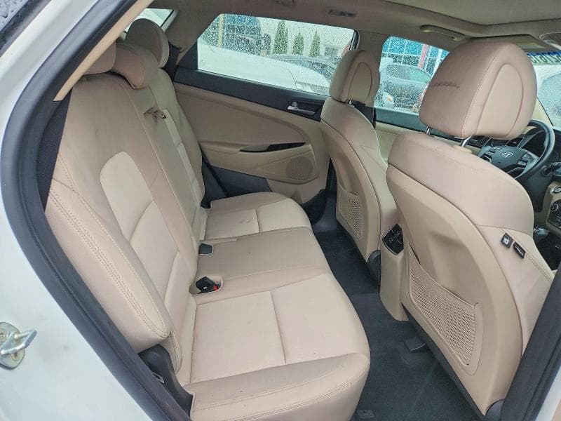 2017 HYUNDAI TUCSON VALUE 11