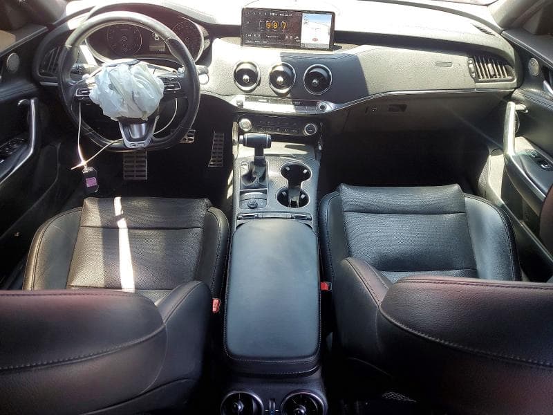 2023 KIA STINGER GT LINE 8