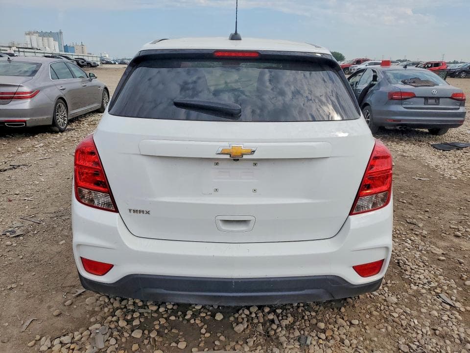 2020 CHEVROLET TRAX LS 6