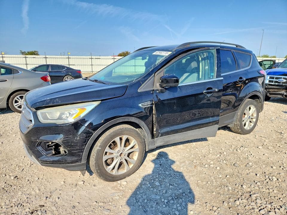 2017 FORD ESCAPE SE - 1
