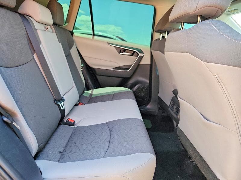 2025 TOYOTA RAV4 XLE XLE PRE 10