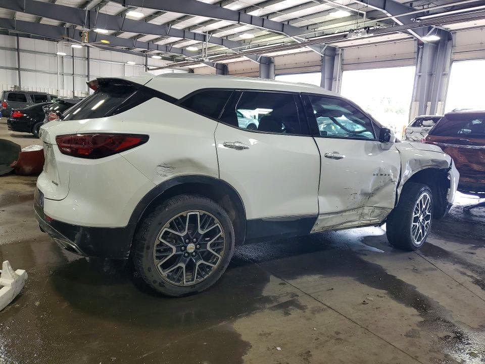 2023 CHEVROLET BLAZER PREMIER 3