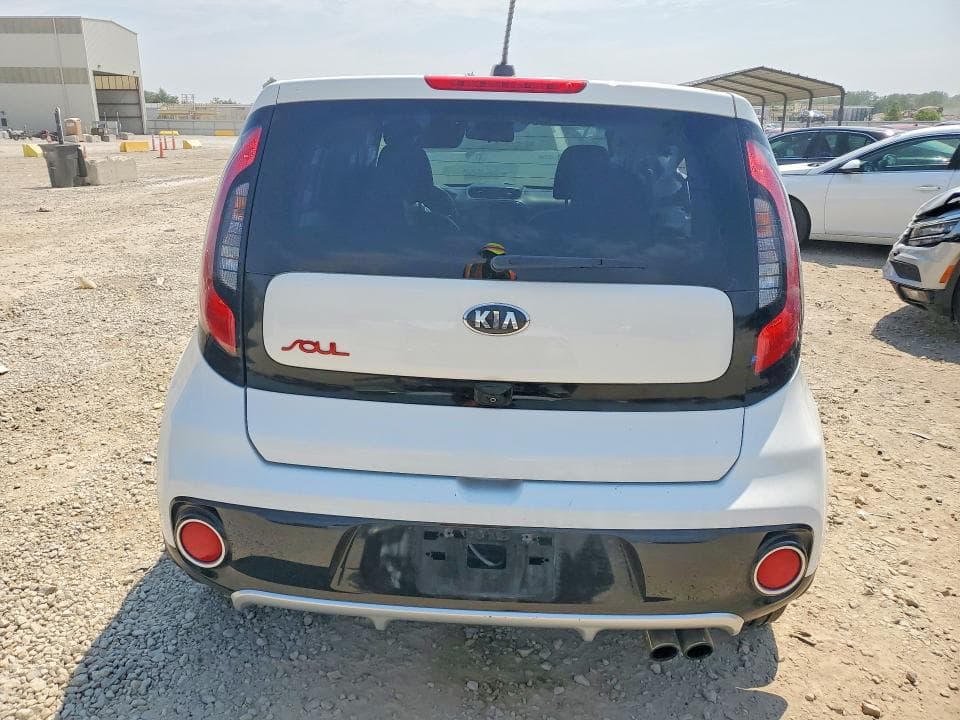 2018 KIA SOUL ! 6