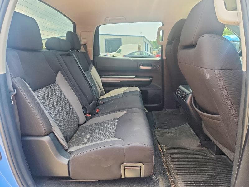2019 TOYOTA TUNDRA SR5 10