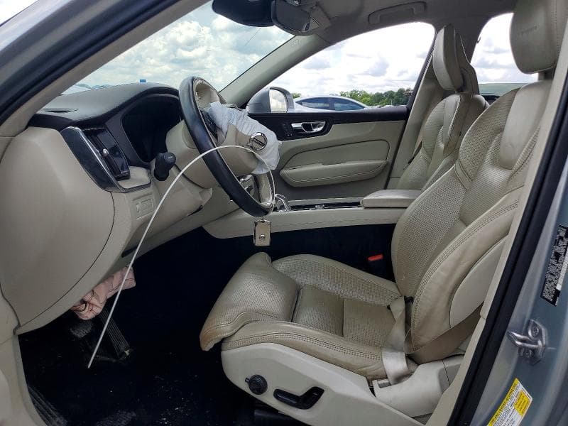 2018 VOLVO XC60 T8 INSCRIPTION 7