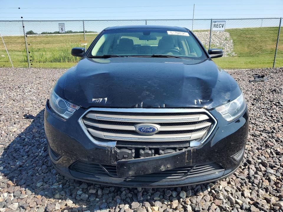 2017 FORD TAURUS SE 5