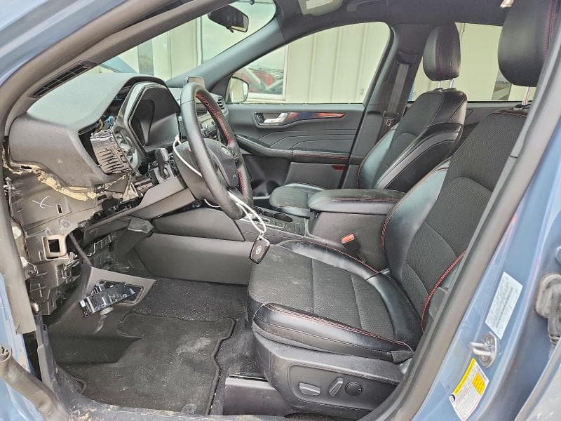 2024 FORD ESCAPE ST LINE 7