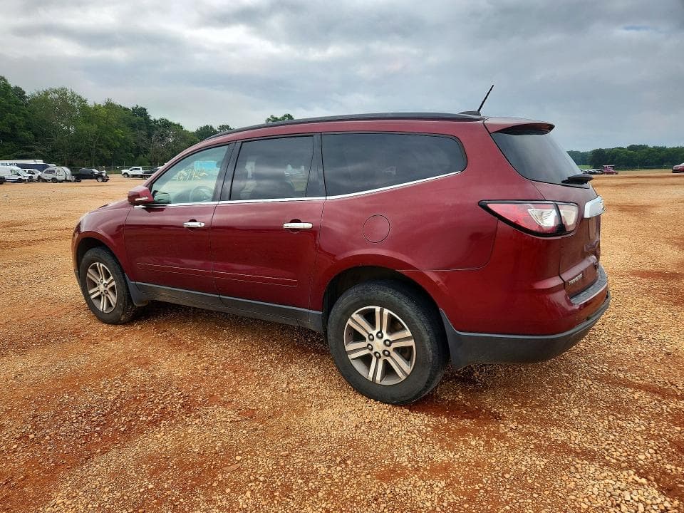 2017 CHEVROLET TRAVERSE LT 2