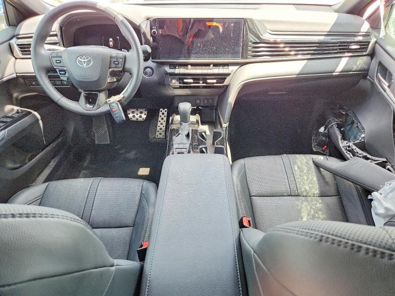 2025 TOYOTA CAMRY XSE 8