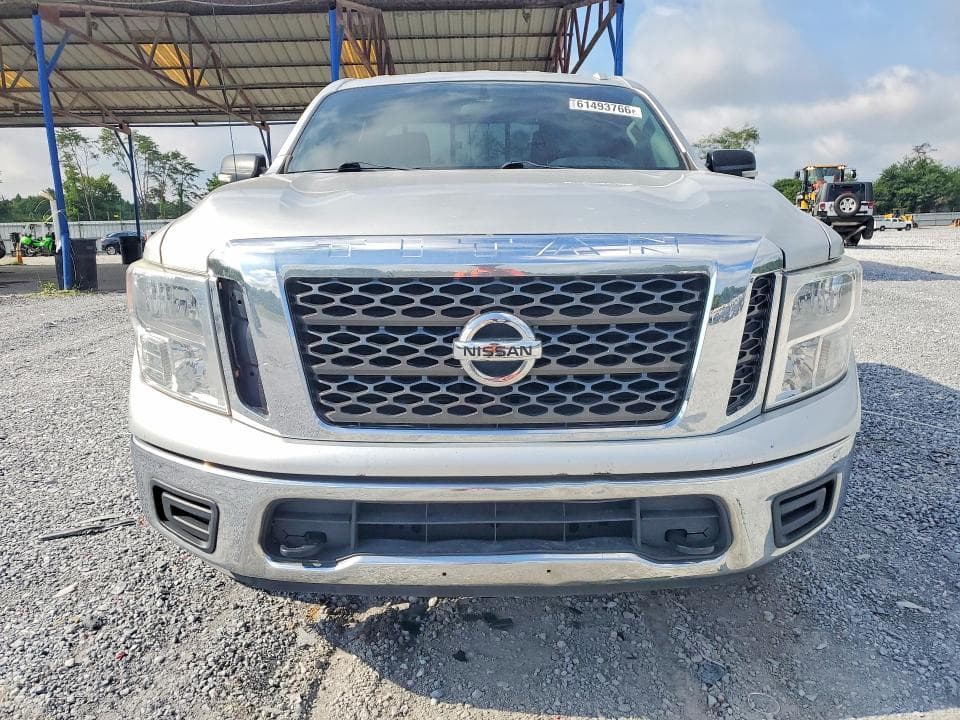 2017 NISSAN TITAN S 5