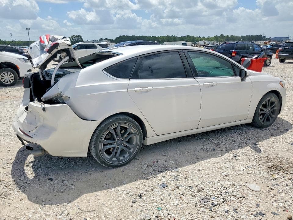 2020 FORD FUSION SE 3