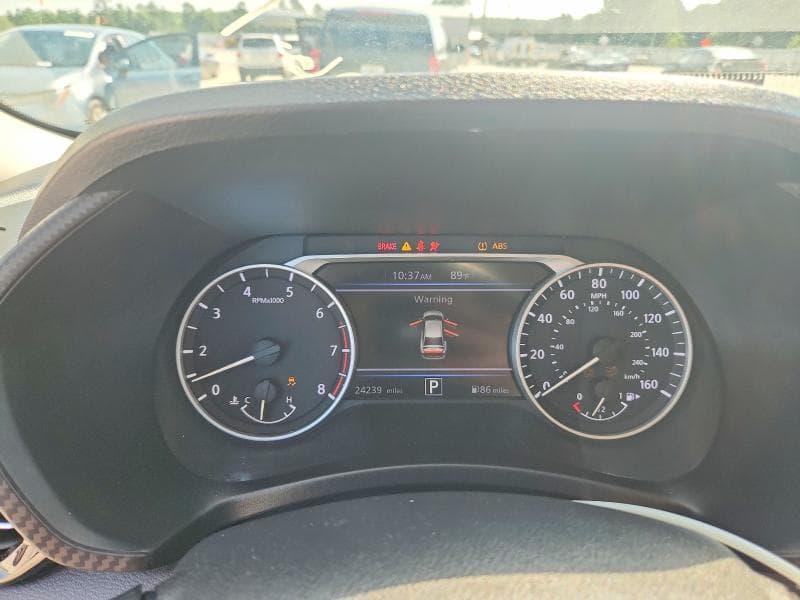 2025 NISSAN SENTRA SR 9