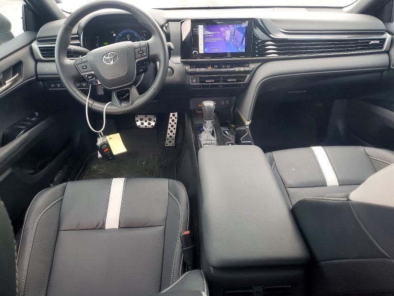 2023 TOYOTA CAMRY SE 8