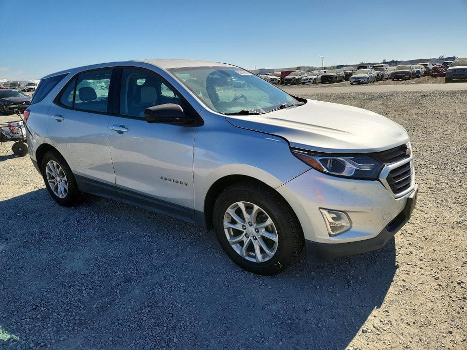 2018 CHEVROLET EQUINOX LS 4