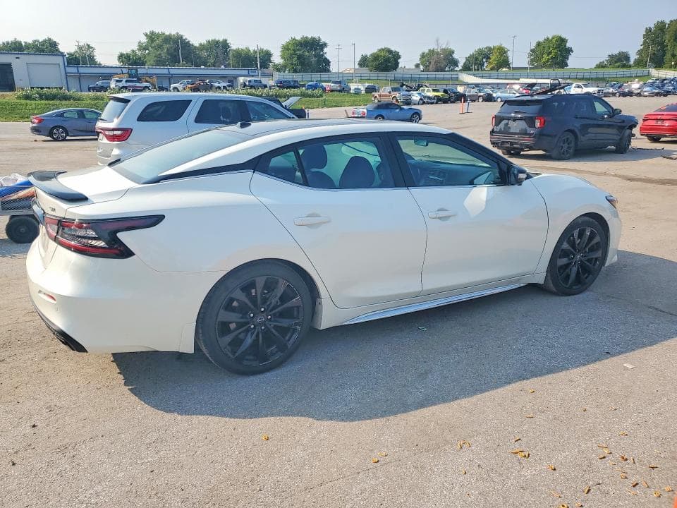 2023 NISSAN MAXIMA SR 3