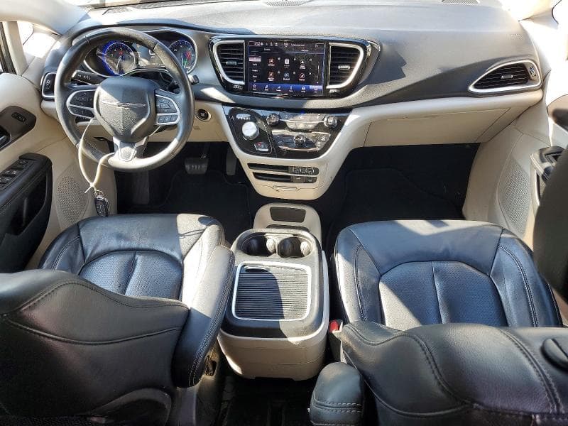 2022 CHRYSLER PACIFICA TOURING L 8