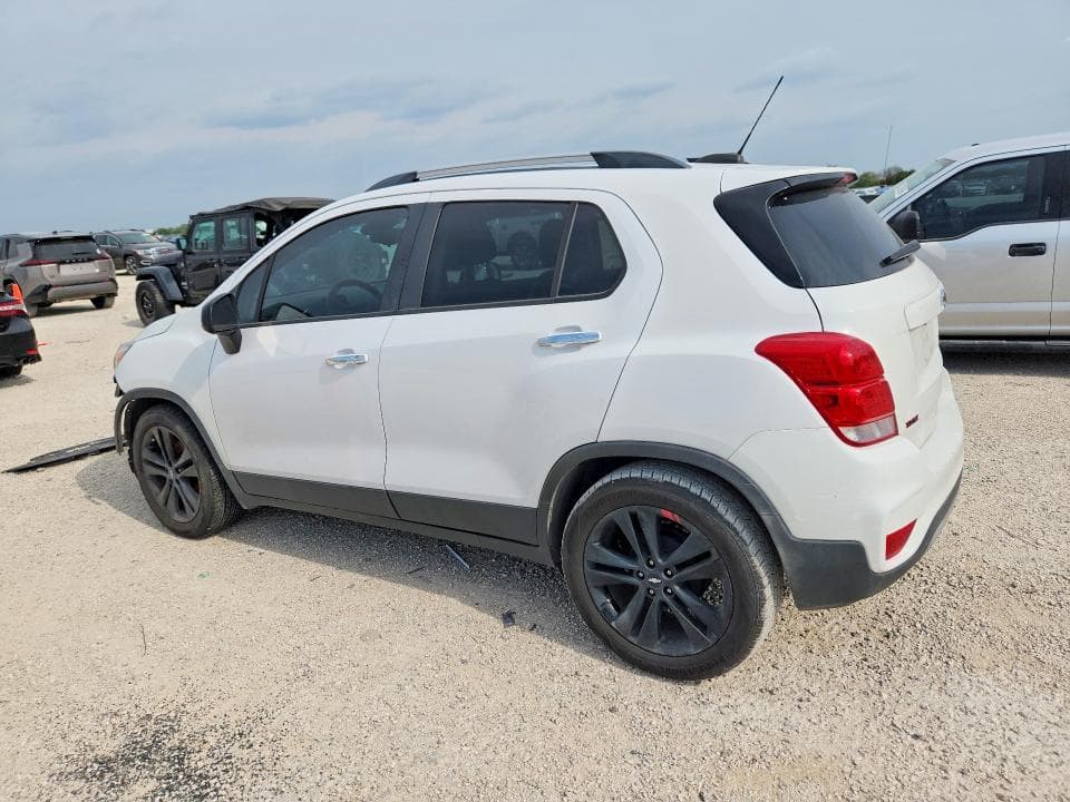 2018 CHEVROLET TRAX 1LT 2