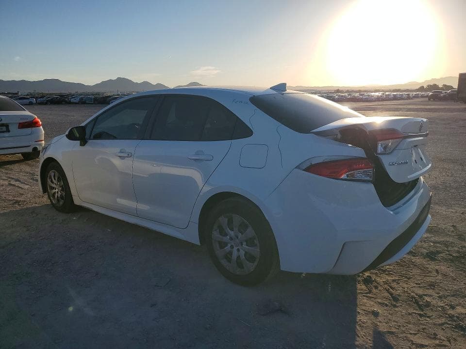 2022 TOYOTA COROLLA LE 2