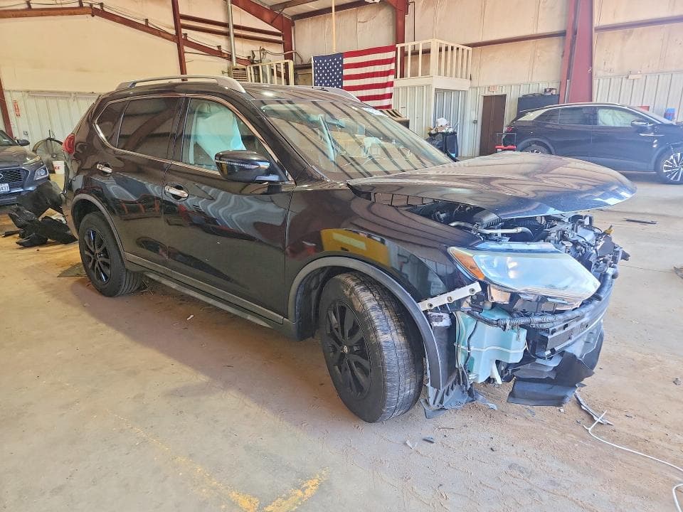 2018 NISSAN ROGUE SV 4