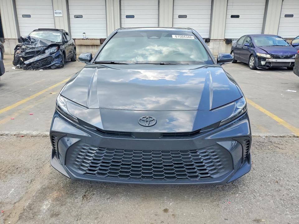 2025 TOYOTA CAMRY SE 5