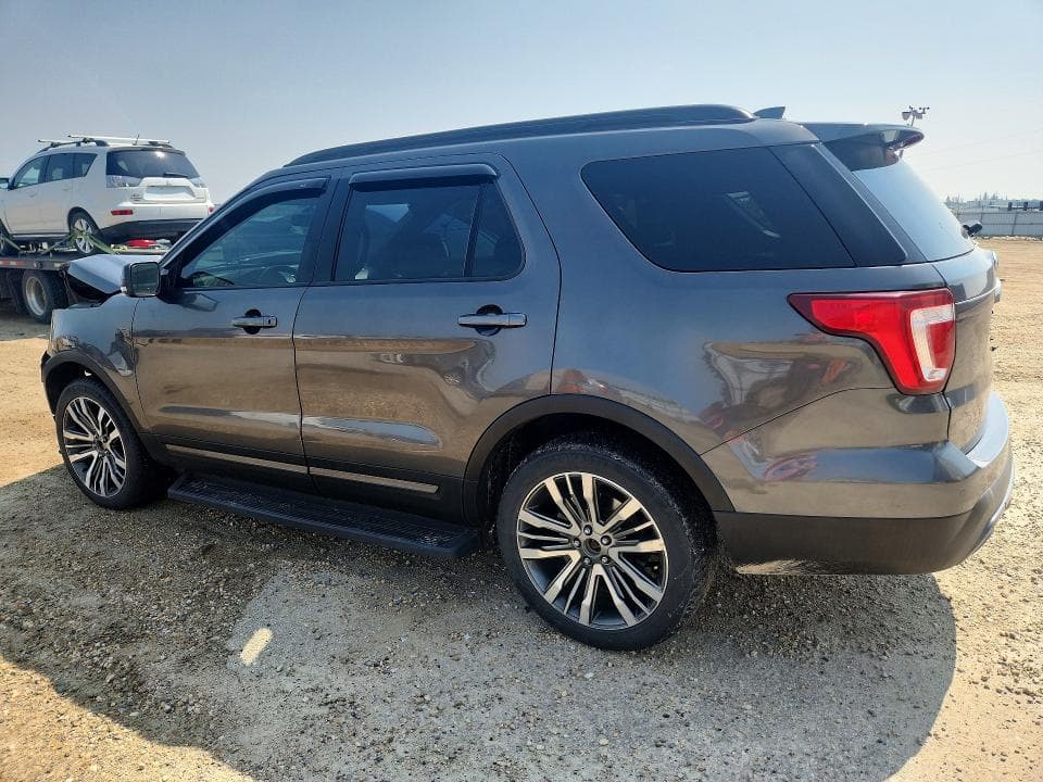 2017 FORD EXPLORER XLT 2