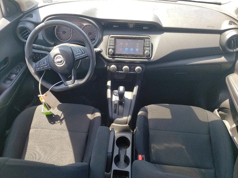 2025 NISSAN KICKS PLAY S 8