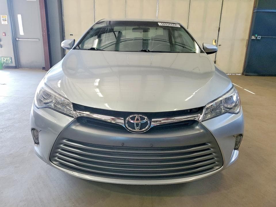 2017 TOYOTA CAMRY XLE 5
