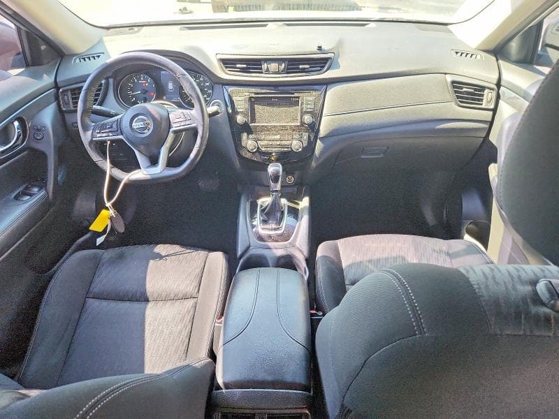2018 NISSAN ROGUE SV 8