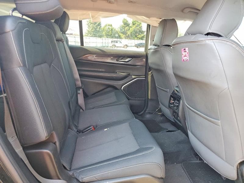 2021 JEEP GRAND CHEROKEE L LAREDO 11
