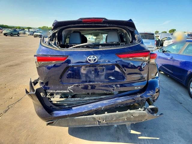 2020 TOYOTA HIGHLANDER XLE 6