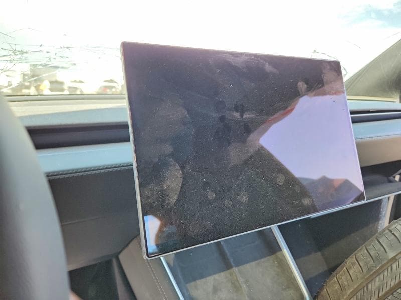 2026 TESLA MODEL Y 9