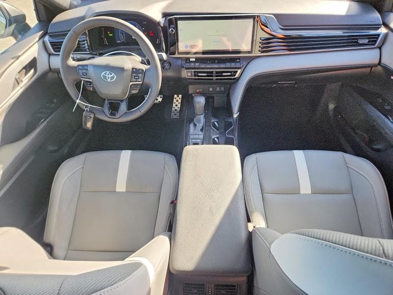 2026 TOYOTA CAMRY SE 8