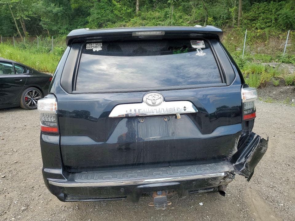 2017 TOYOTA 4RUNNER LIMITED 6