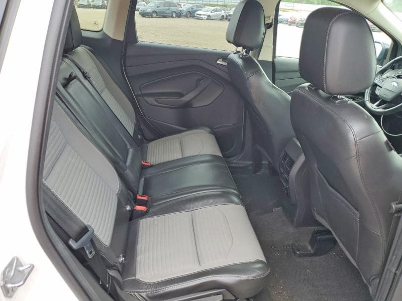 2017 FORD ESCAPE SE 10