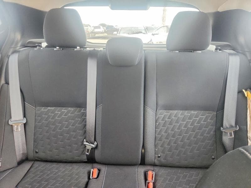 2021 NISSAN KICKS S 10